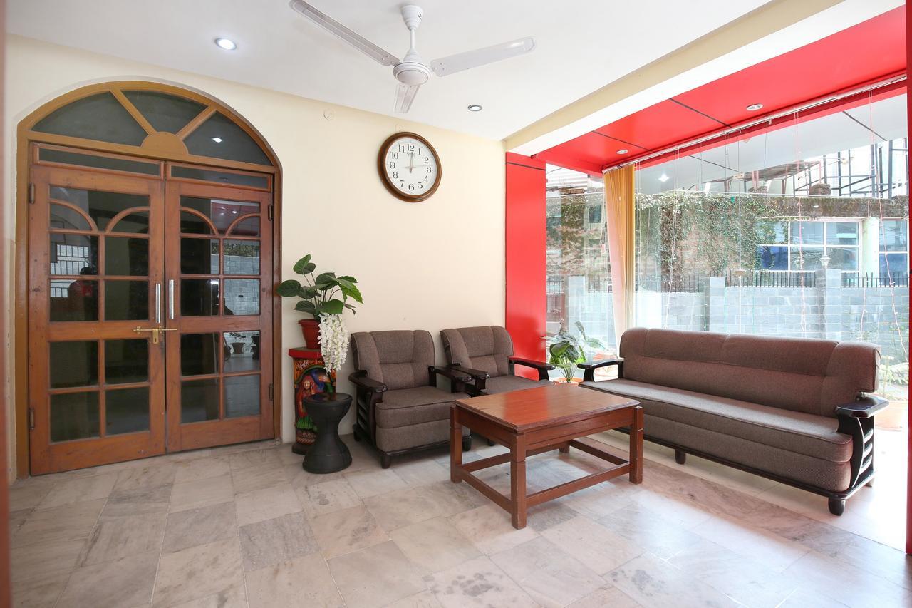 Oyo 9942 Hotel Ravine Dharamshala Exterior photo